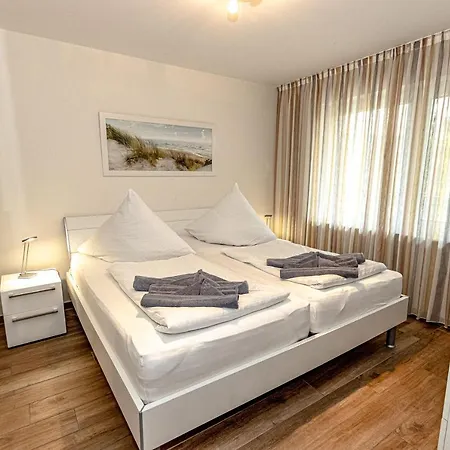 Ferienwohnung Alpenstrandlaeufer Esens