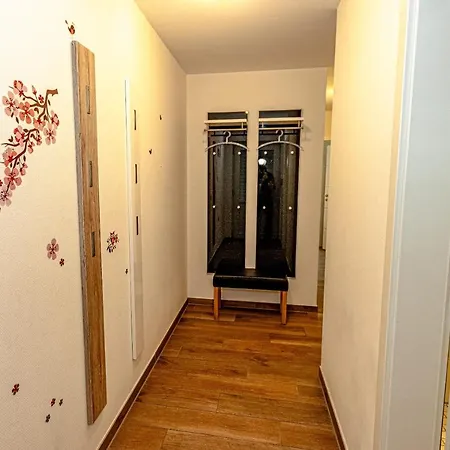 Ferienwohnung Alpenstrandlaeufer *